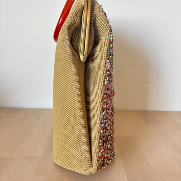 Beautiful XL Embroidered Vintage Purse with a Brass Frame - Picture 8 of 9